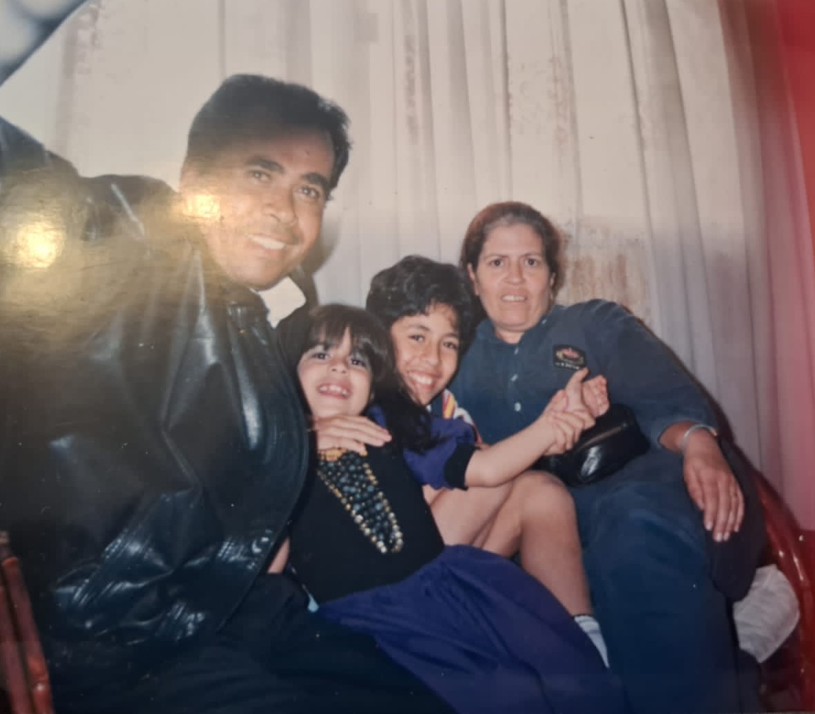 Ivan em um momento de descontração com a família